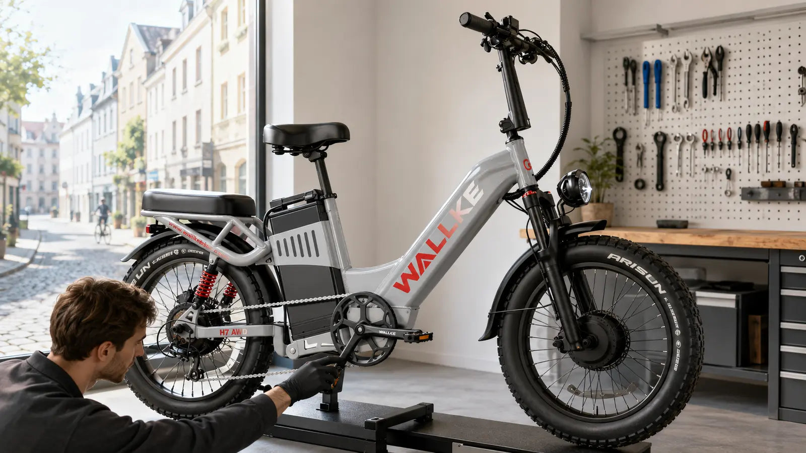 Cadence Pedal Sensor on an E-Bike: How It Works and What It Feels Like